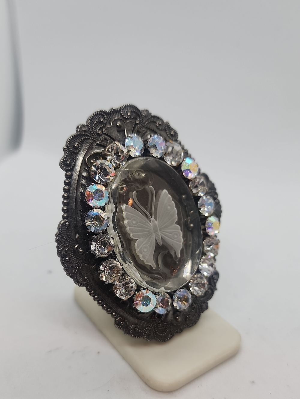 GASOLINE GLAMOUR RHINESTONE BUTTERFLY CAMEO RING 🦋🦋🦋 - Picture 3 of 7